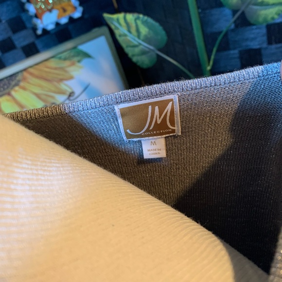 Women’s gray blouse with stones around neckline size medium. - Picture 2 of 6